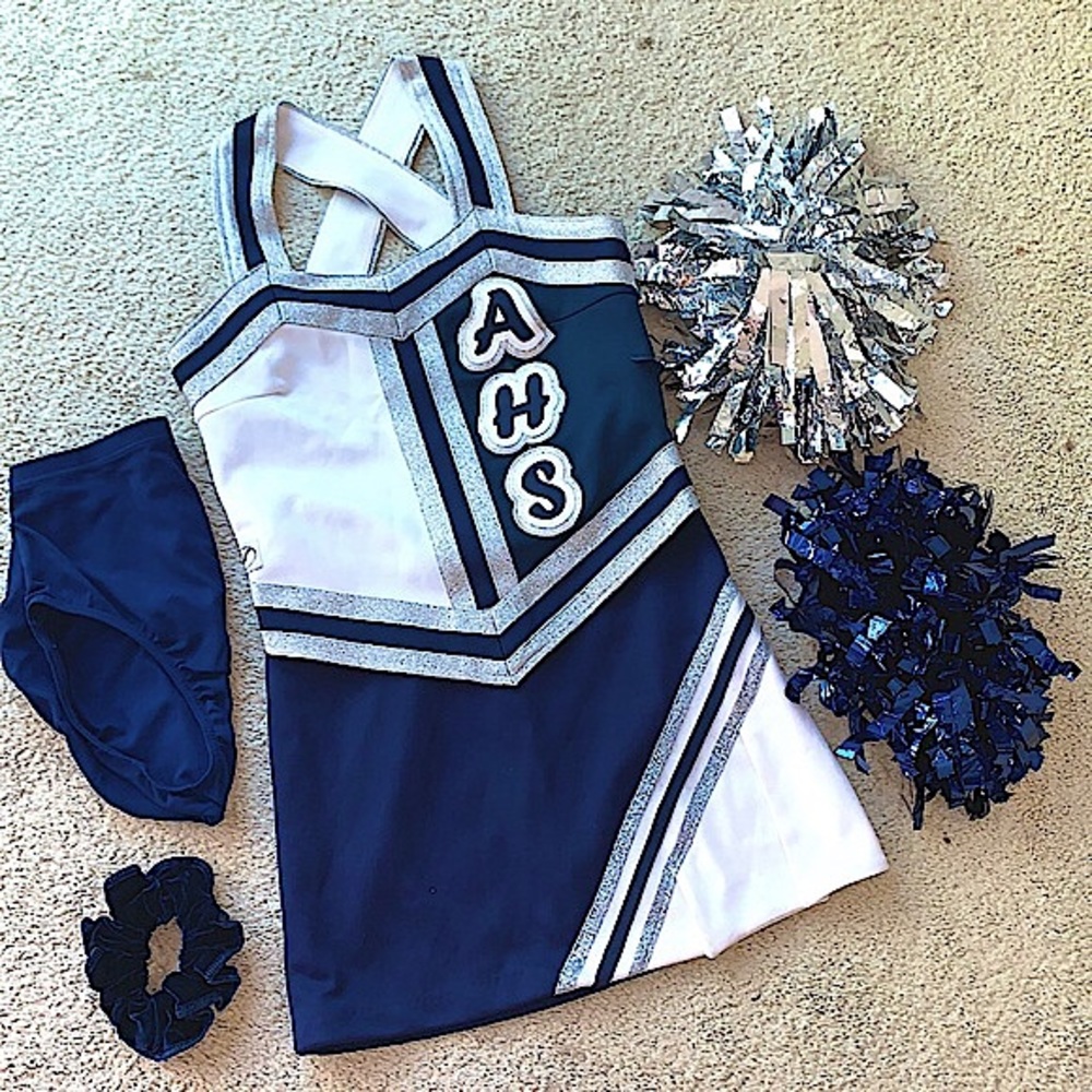 AHS Real Cheerleader Team Uniform & Show Poms